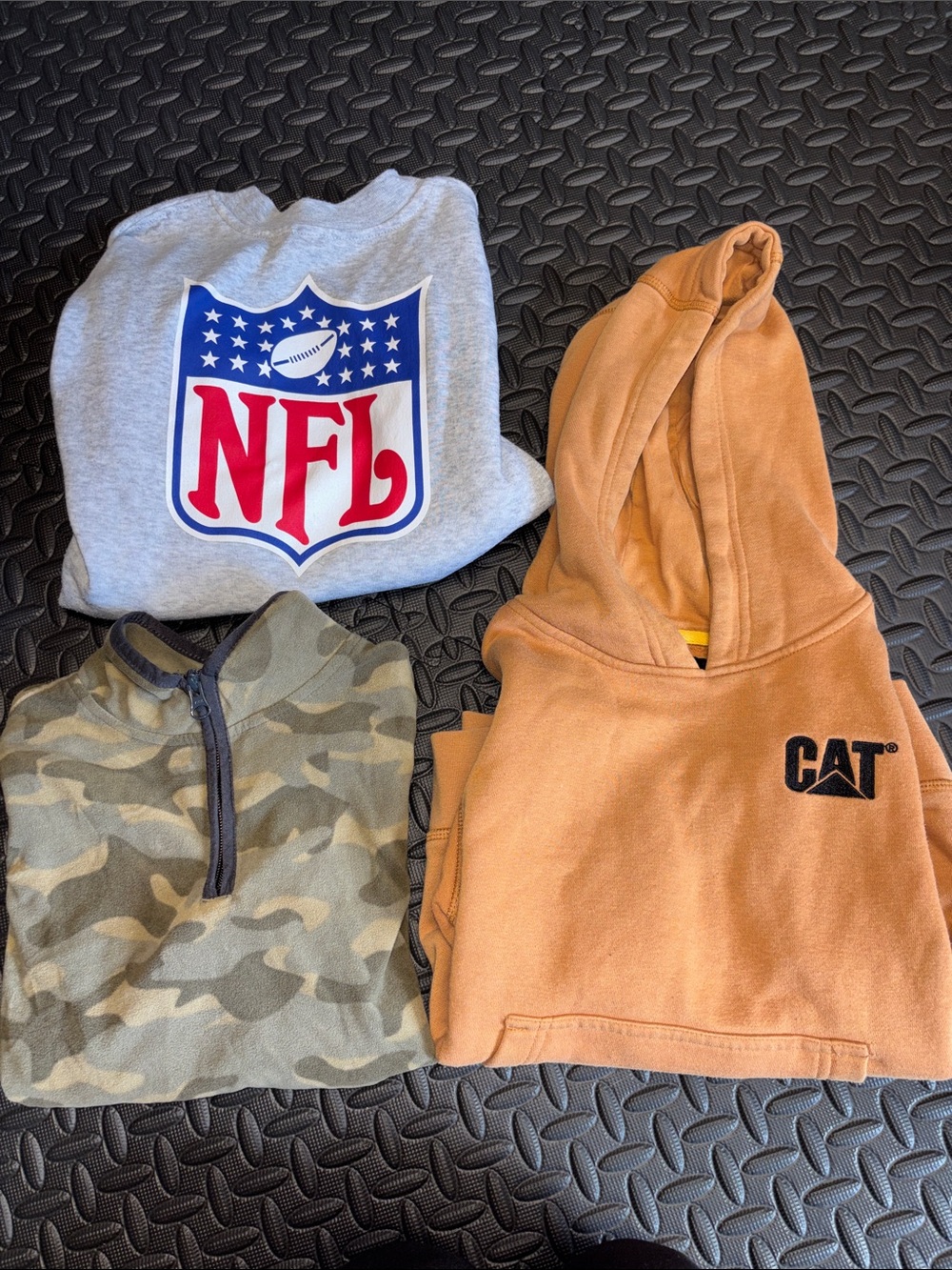 Kids bundle of sweatshirts / hoodies NFL CAT & Camo